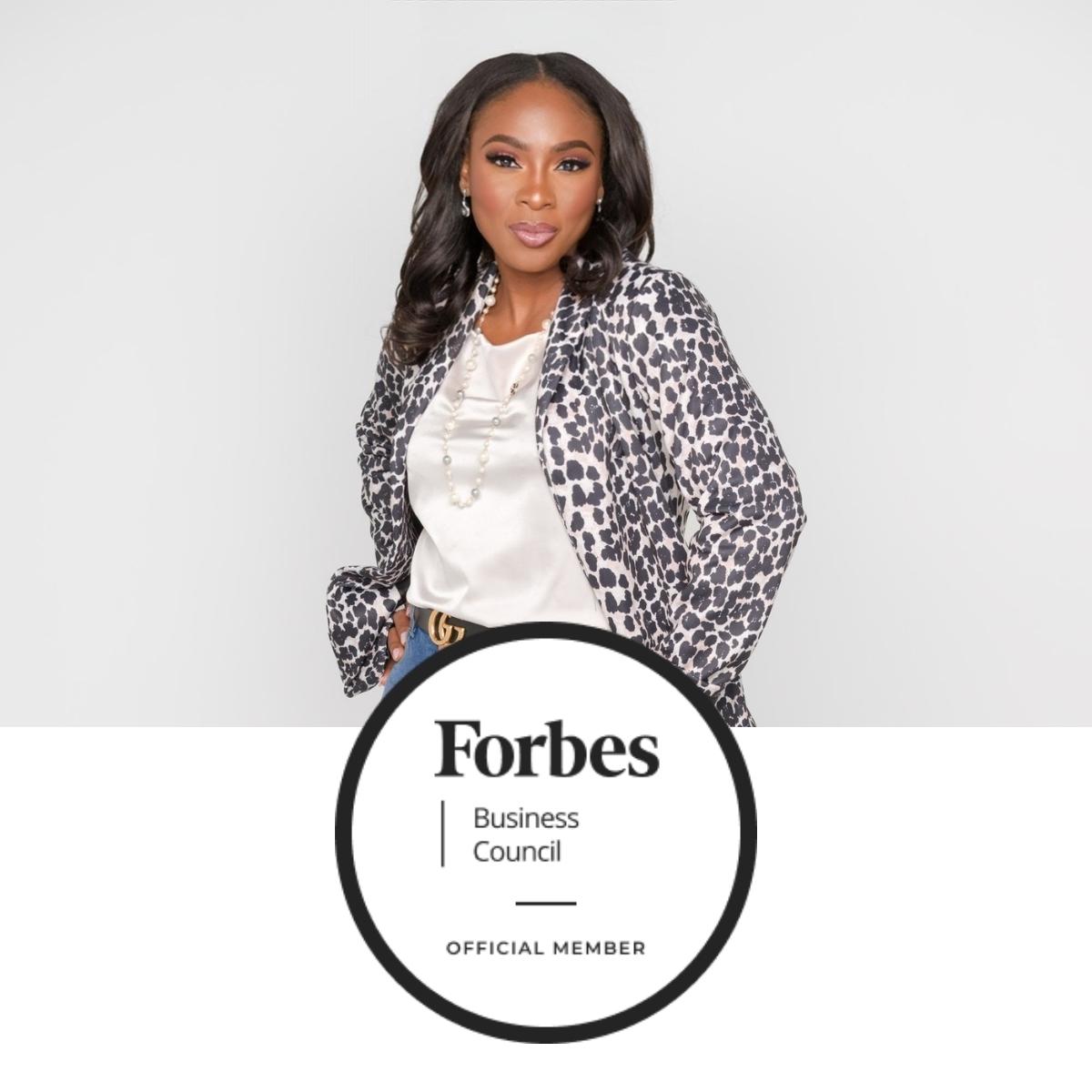 Allison Mais with the Forbes Business Council official member badge